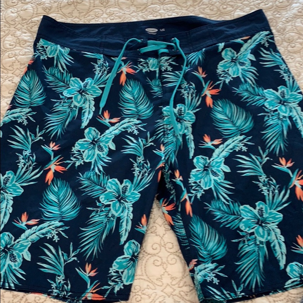 Old Navy Swim Shorts Size Large